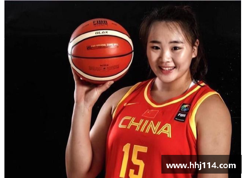 威尼斯886699官方网站韩旭与刘禹彤双塔坐镇，大运会中国女篮夺得金牌的辉煌时刻